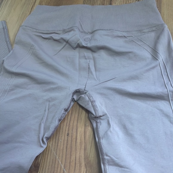 Lululemon Leggings - Picture 6 of 7